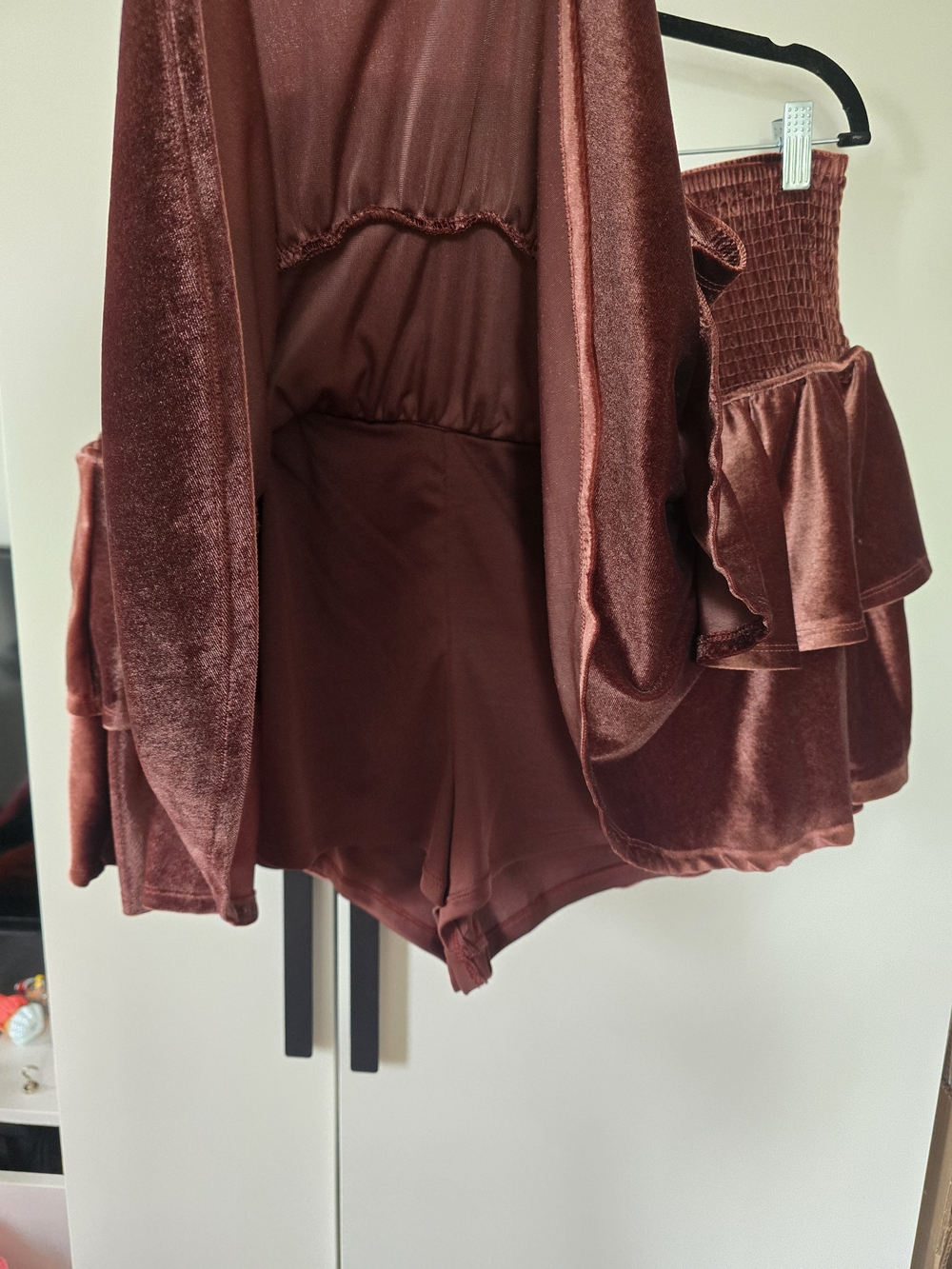 ARULA Velvet Smocked Ruffle Mini Skort - Picture 2 of 4
